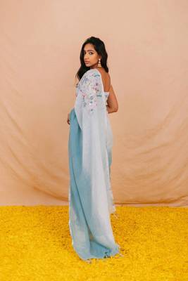 Blue handloom linen saree with hand embroidered work 4