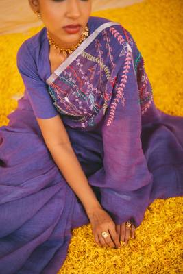 Purple handloom linen saree with hand embroidered work 5