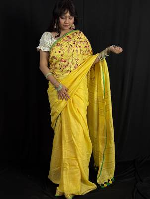 Yellow handloom linen saree with hand embroidered work 4