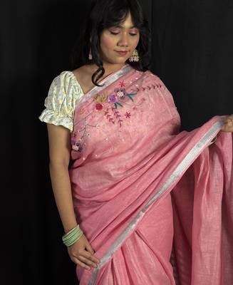 Pink handloom linen saree with hand embroidered work 3