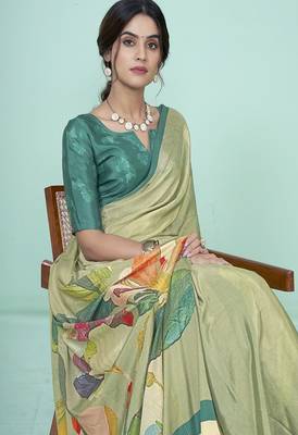 light green floral printed faux crepe saree 3
