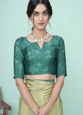 light green floral printed faux crepe saree 4