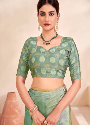green premium printed crepe saree with blouse 4