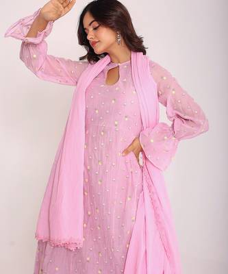pink floral embroidered keyhole neck pure cotton kurta set 2