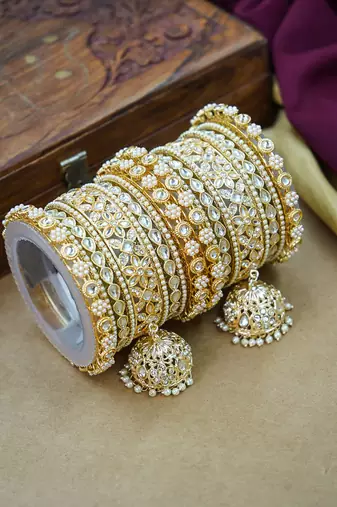Traditional punjabi chooda for brides