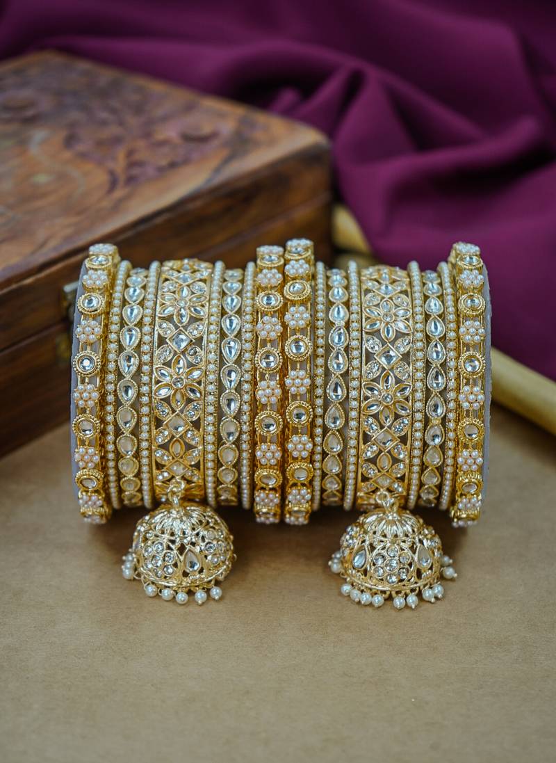 Traditional punjabi chooda for brides