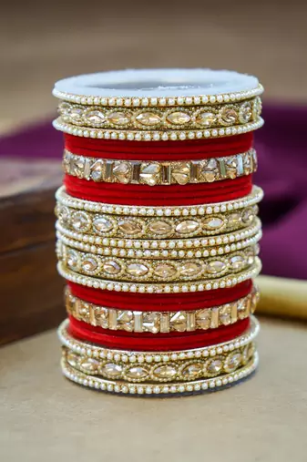 Traditional punjabi chooda for brides
