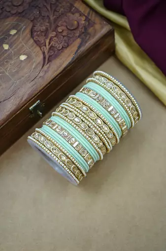 Traditional punjabi chooda for brides