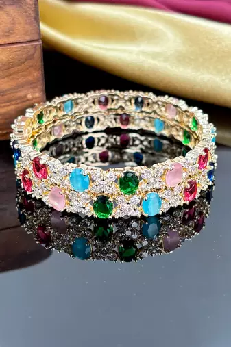 Traditional punjabi chooda for brides