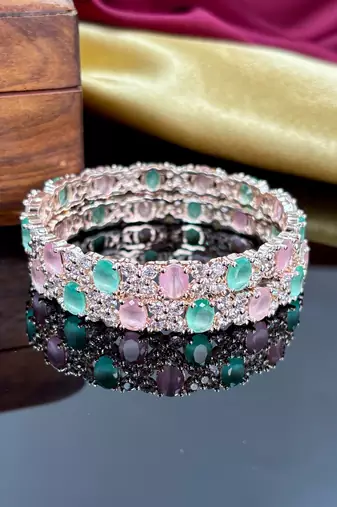 Traditional punjabi chooda for brides