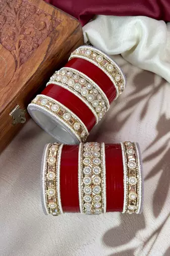 Traditional punjabi chooda for brides