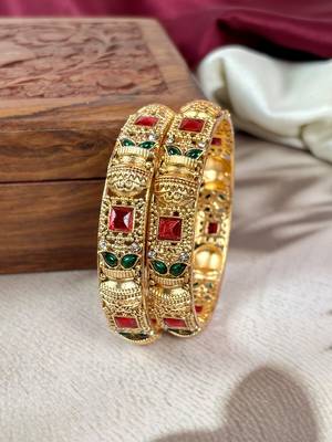 Traditional punjabi chooda for brides 1