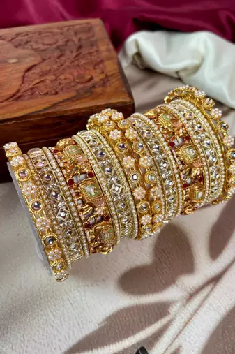 Traditional punjabi chooda for brides