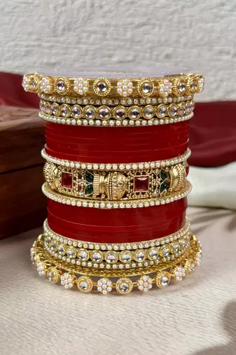 Traditional punjabi chooda for brides