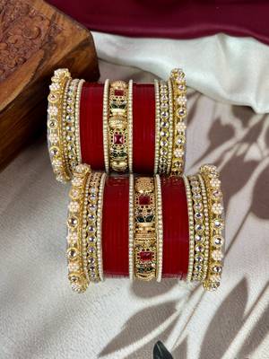 Traditional punjabi chooda for brides 3