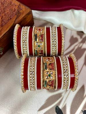 Traditional punjabi chooda for brides 3
