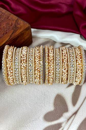 Traditional punjabi chooda for brides