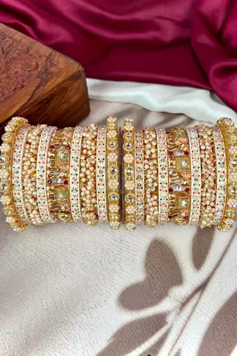 Traditional punjabi chooda for brides