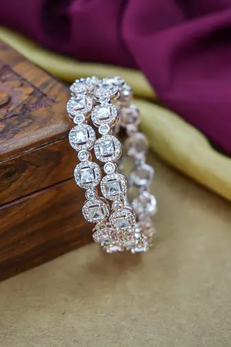 Traditional punjabi chooda for brides