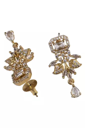 Gold plated white ad flower design pendant necklace set