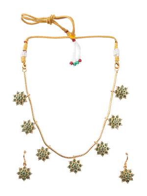 Delicate green flower motif necklace set 2