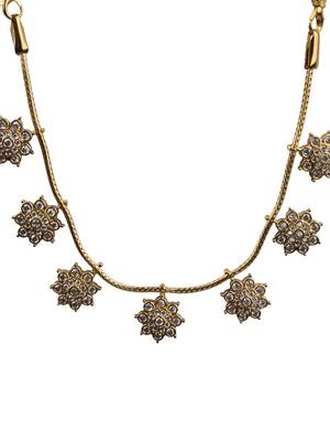 Delicate white flower motif necklace set 3