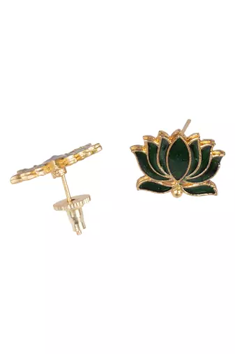 Minimal green lotus motif pendant set with invisible chain