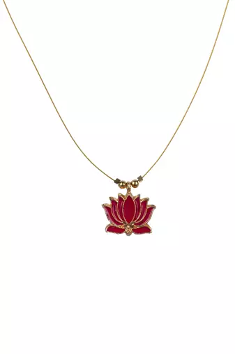Minimal pink lotus motif pendant set with invisible chain
