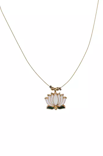 Minimal white lotus motif pendant set with invisible chain