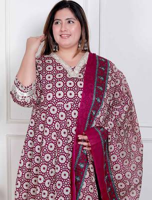 plus size cream embroidered cotton kurta set 3