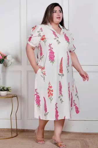 plus size off-white floral printed maxi dress for women