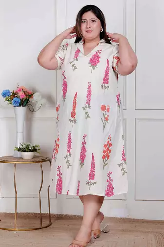 plus size off-white floral printed maxi dress for women