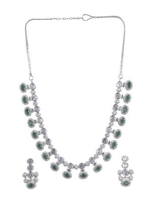 Trendy green ad necklace set 2