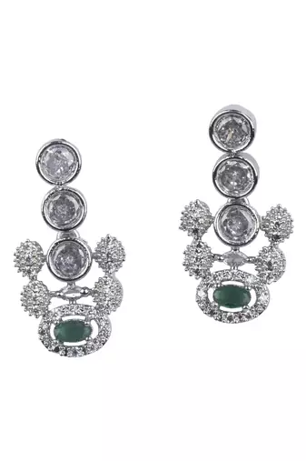 Trendy green ad necklace set