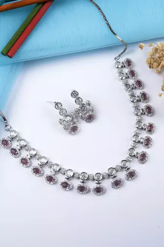 Trendy pink ad necklace set