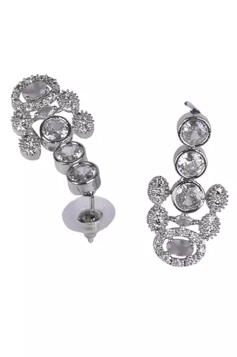 Trendy white ad necklace set