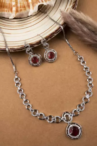 Statement red ad necklace set