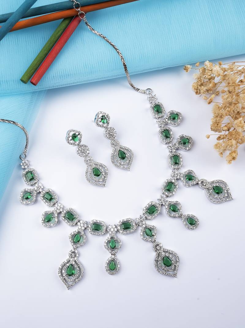 Luxury look green american diamond necklace set