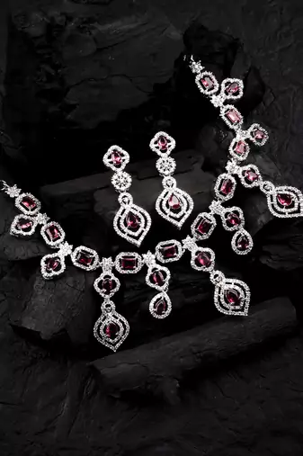 Luxury look red american diamond necklace set