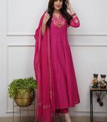 Floral embroidered v neck pure cotton kurta trouser & dupatta set