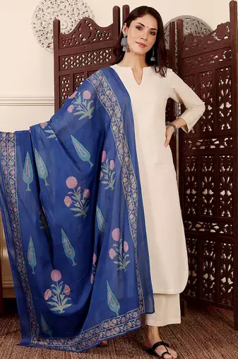 Cream chanderi silk plain kurta pant with printed dupatta kurta pant set