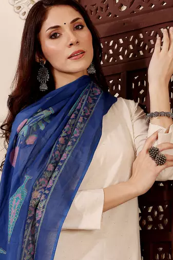 cream chanderi silk plain kurta pant set with printed dupatta