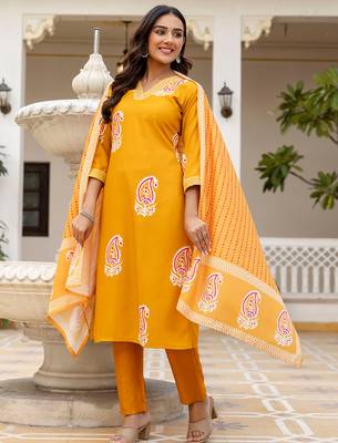 yellow rayon printed kurta pant set with chanderi dupatta 2