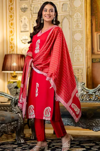 red rayon printed kurta pant set with chanderi dupatta