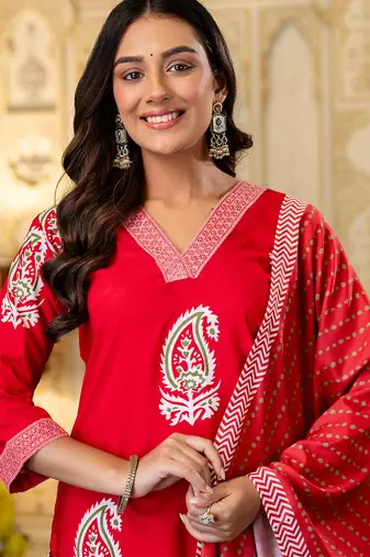red rayon printed kurta pant set with chanderi dupatta