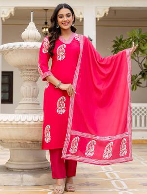 pink rayon printed kurta pant set with chanderi dupatta 1