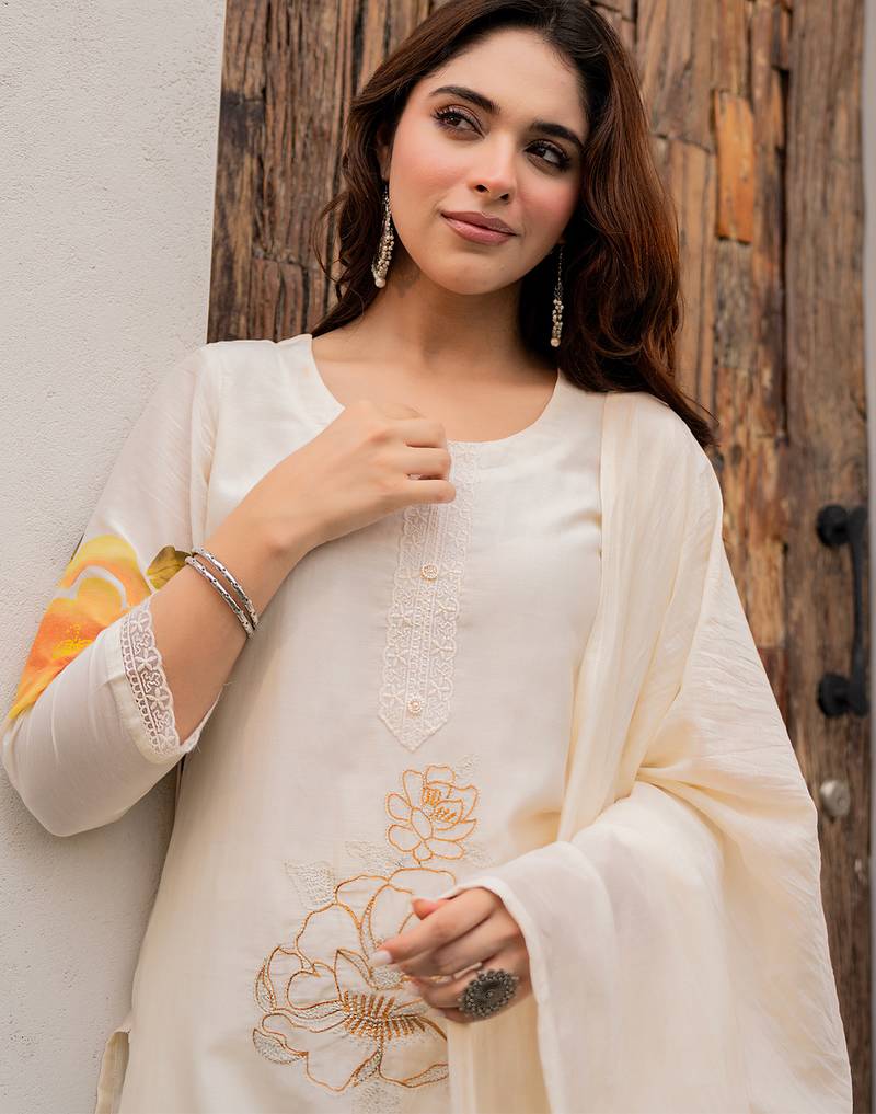 Cream viscose chanderi print with thread embroidery work kurta pant set