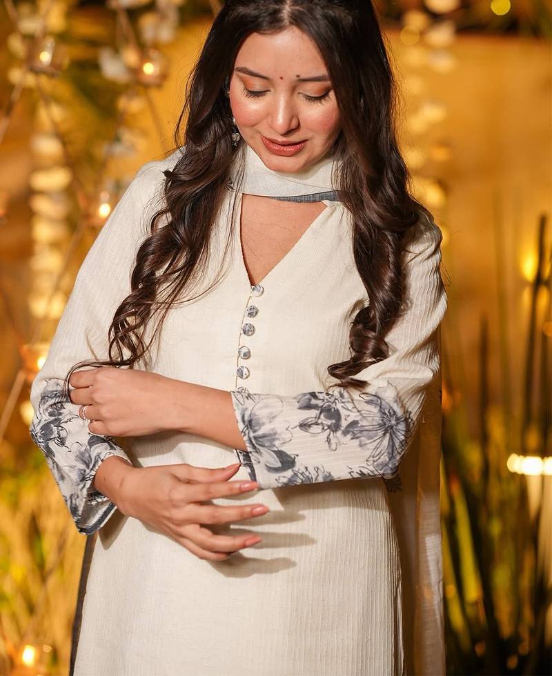 Cream viscose chanderi printed kurta pant set