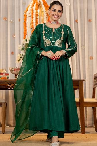 Green chanderi silk heavy thread embroidery work kurta pant set