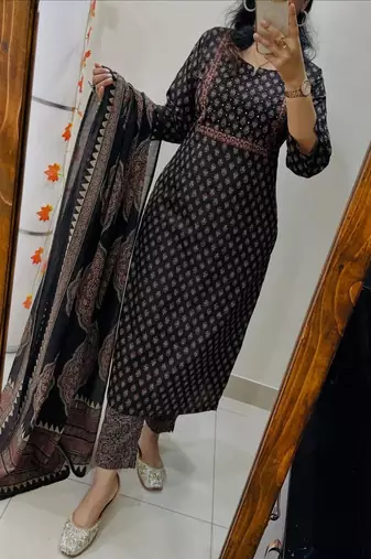 soft floral printed round neck  cotton kurta set